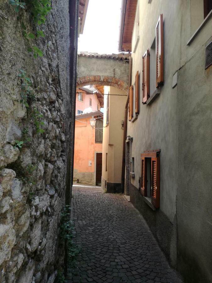 Appartamento Borgo Antico Oliveto Lario Εξωτερικό φωτογραφία